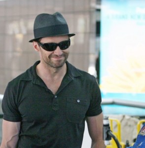 Hugh Jackman in aeroporto